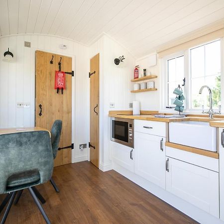 Foresterseat Holidays Forfar Eksteriør billede